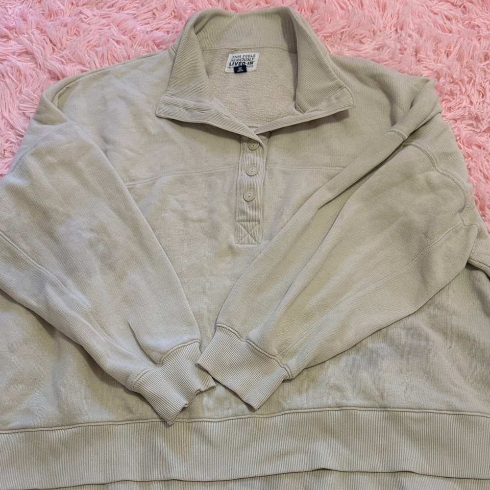 American Eagle Outfitters Cream Crewneck Sweater
